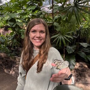 Meet your Posher, Stephanie
